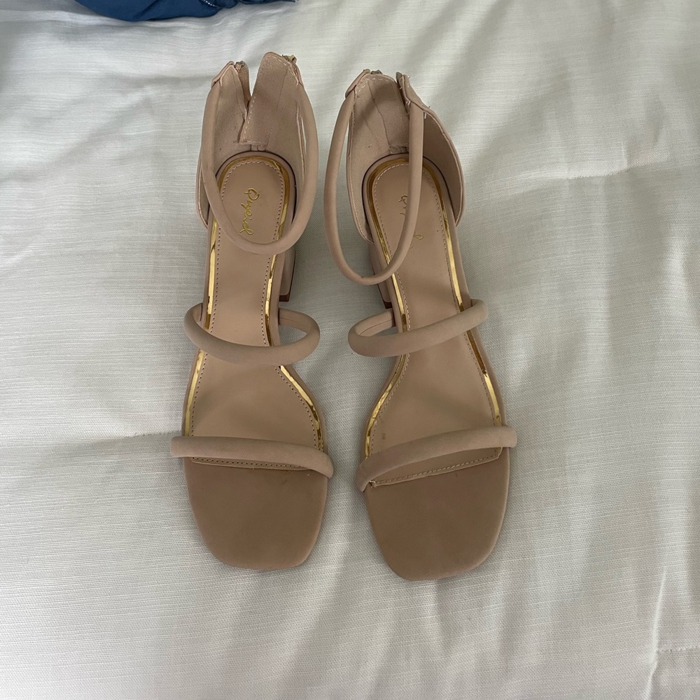 Taupe Block Heels With Square Toe. - image 1